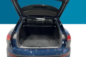 AUDI E-TRON esikatselu 8