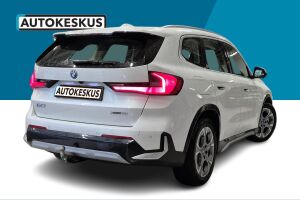 BMW IX1 esikatselu 2