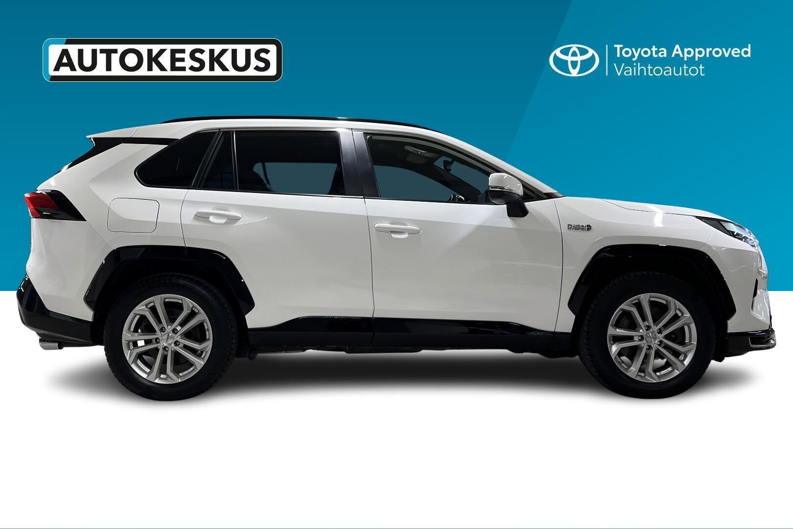TOYOTA RAV4 PLUG-IN iso kuva 3