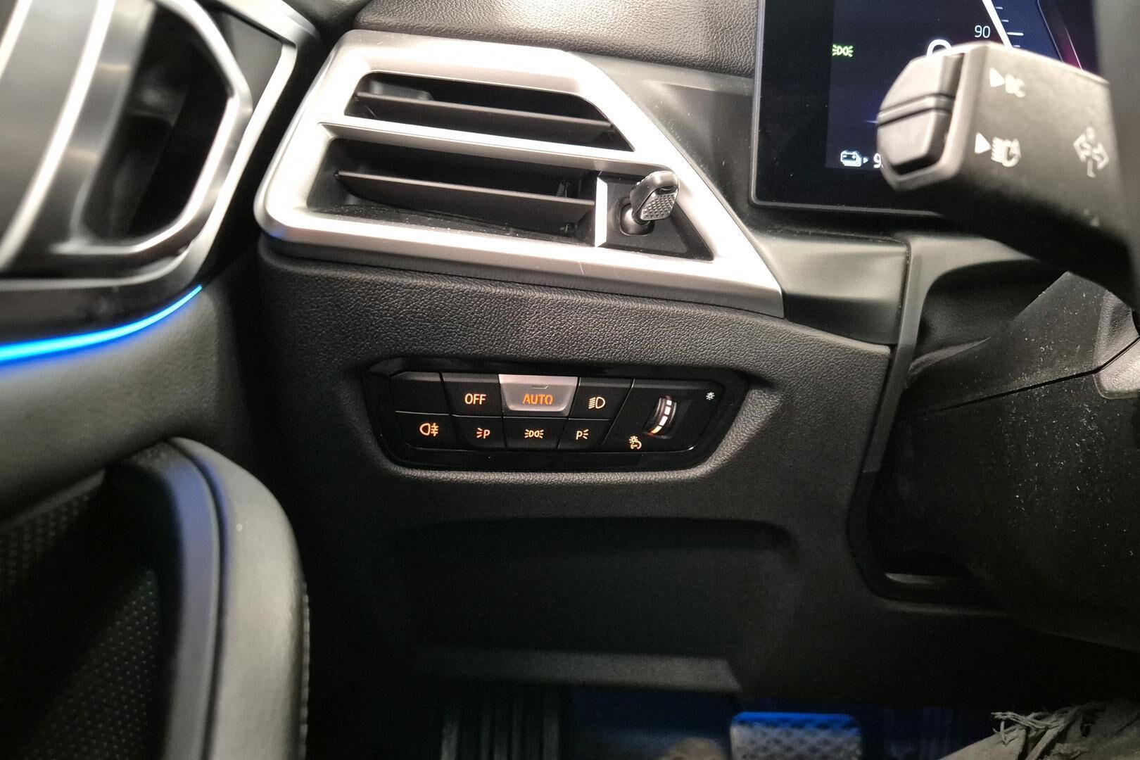 BMW I4 iso kuva 20