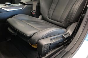 BMW I4 esikatselu 21