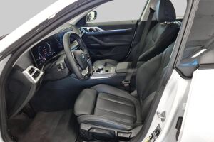 BMW I4 esikatselu 8