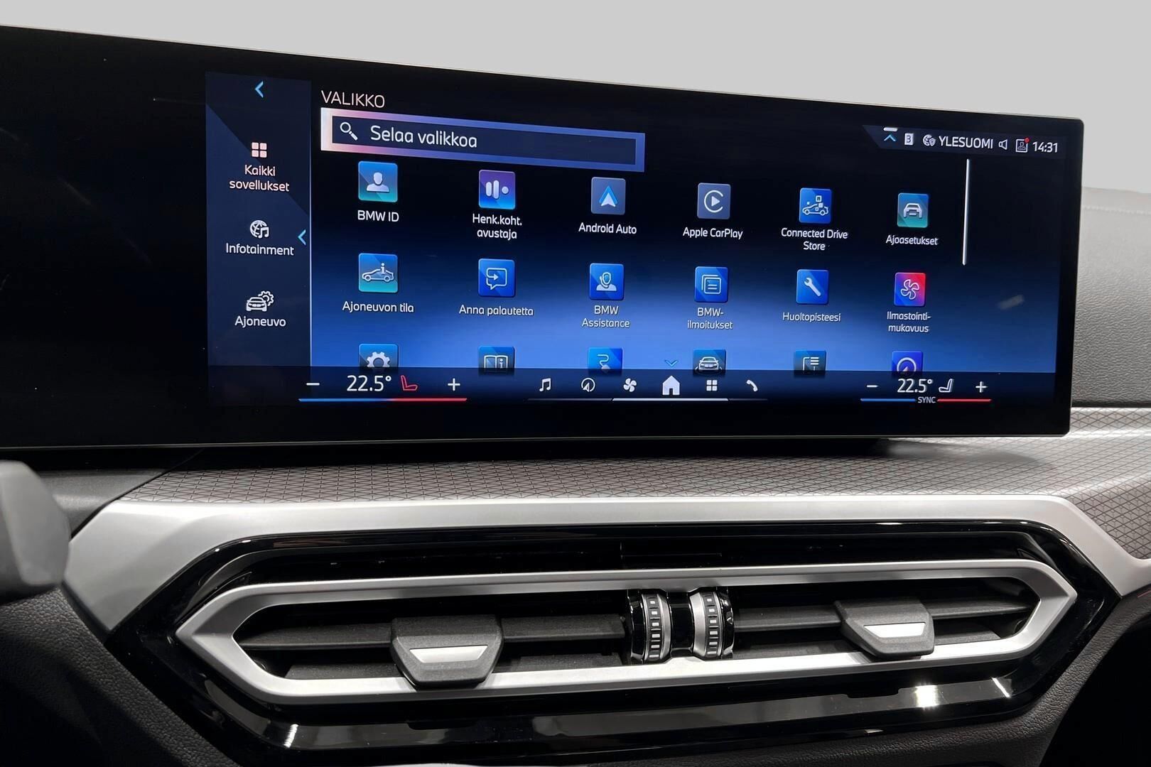 BMW I4 iso kuva 19