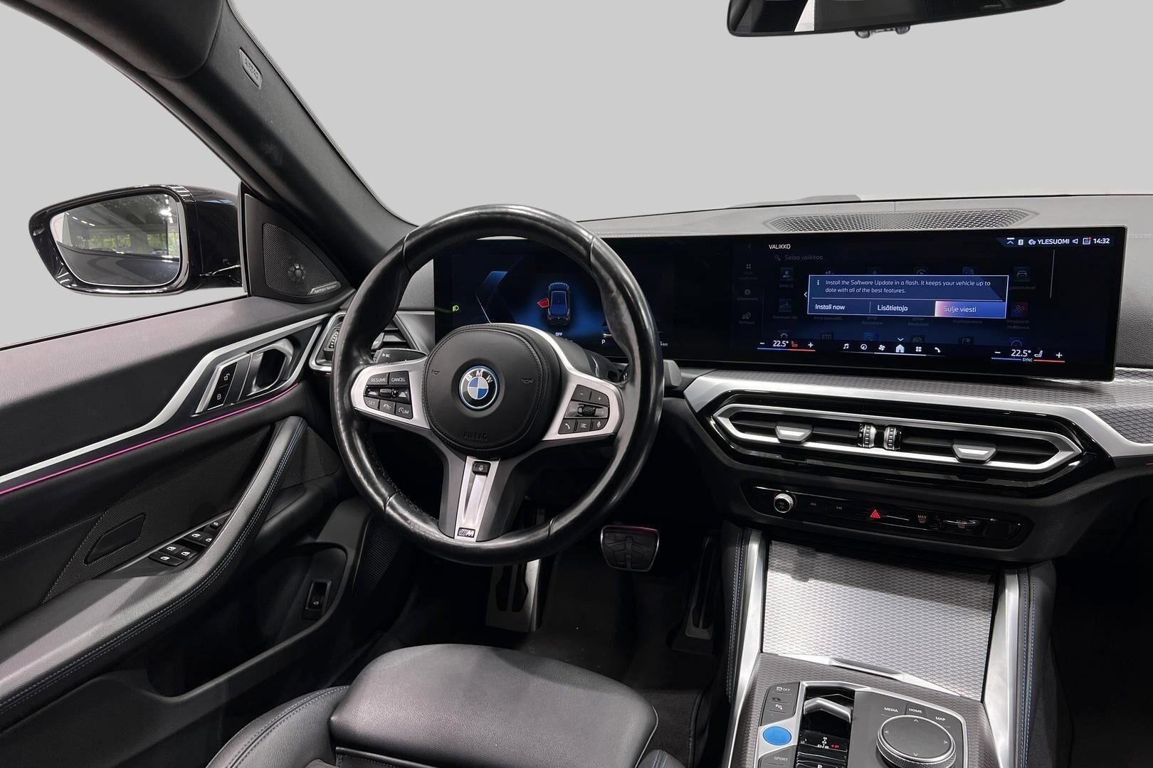 BMW I4 iso kuva 32