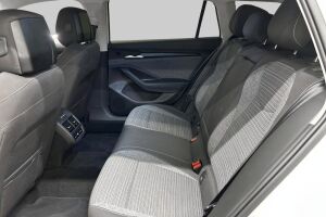 SKODA SUPERB esikatselu 10