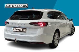 SKODA SUPERB esikatselu 2