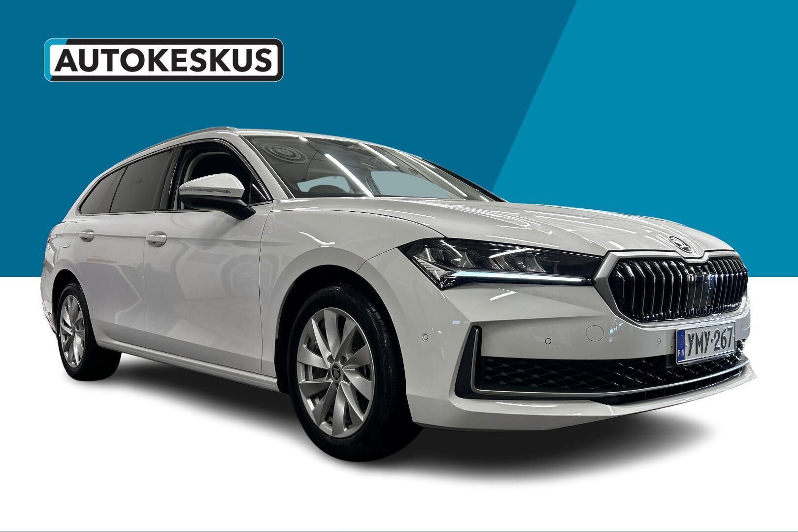SKODA SUPERB iso kuva 3