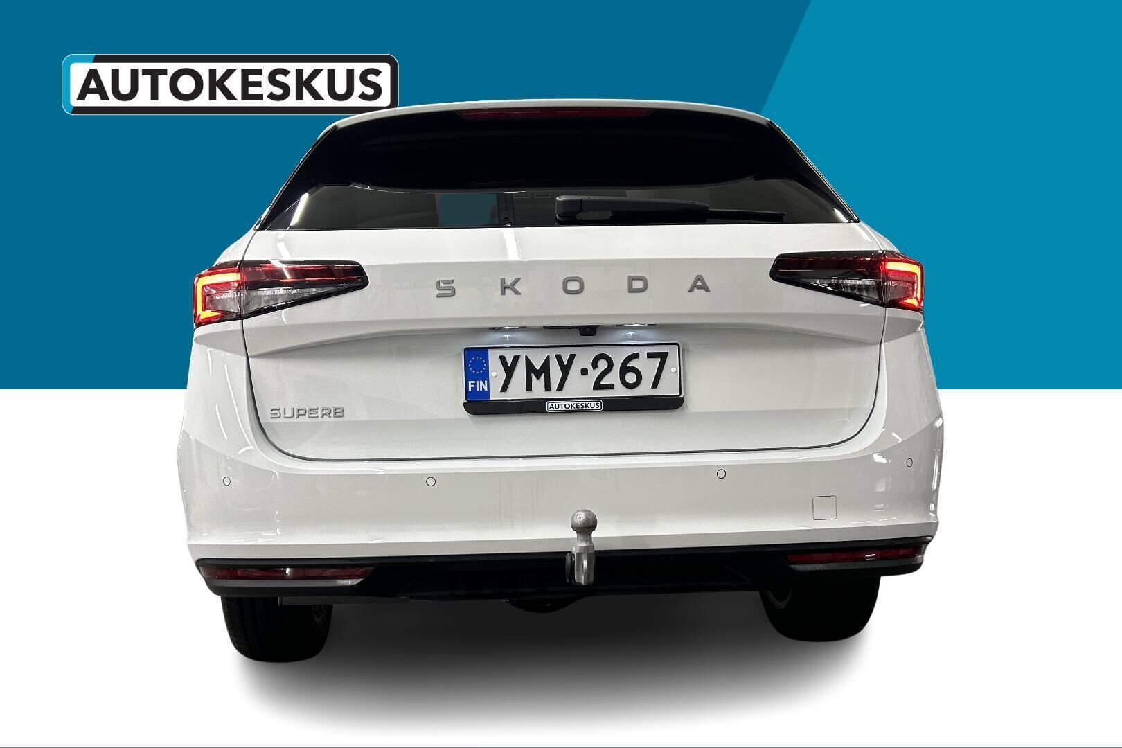SKODA SUPERB iso kuva 6