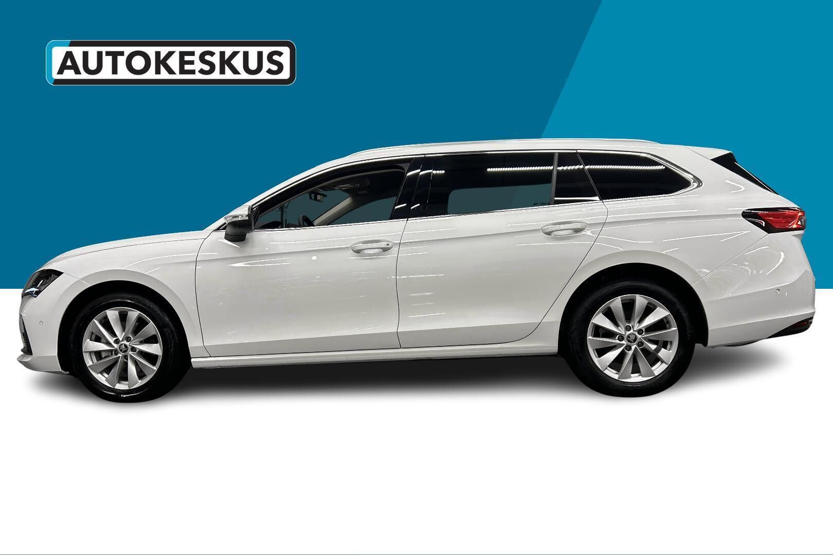 SKODA SUPERB iso kuva 8