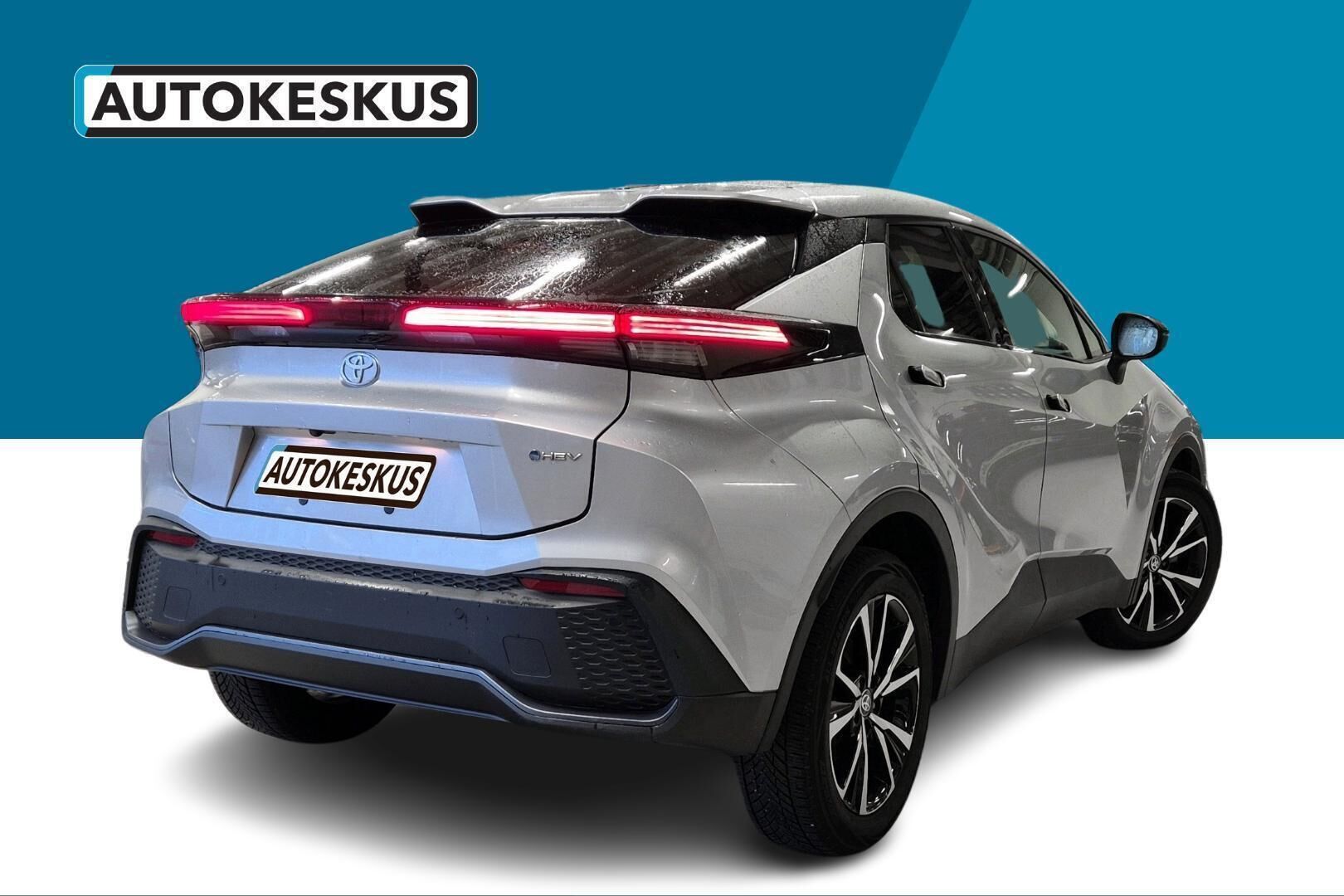 TOYOTA C-HR iso kuva 2