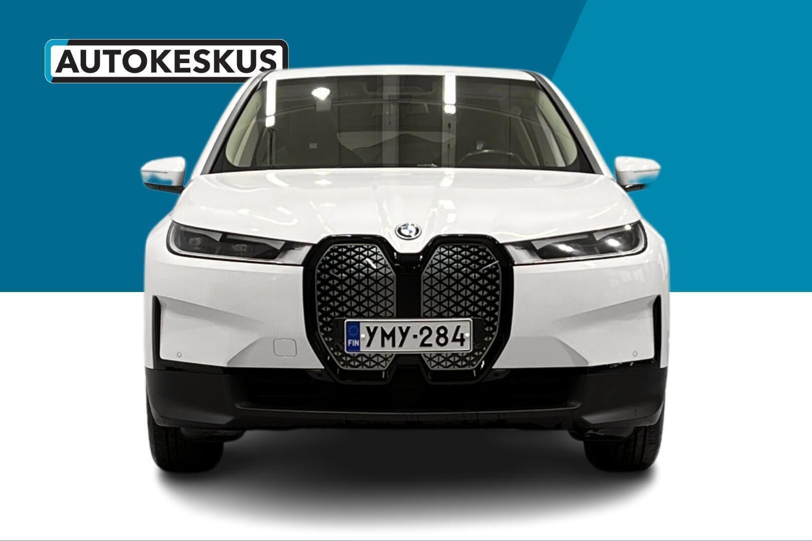 BMW IX iso kuva 43