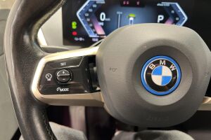 BMW IX esikatselu 26