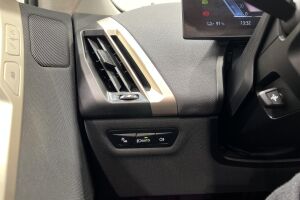 BMW IX esikatselu 27