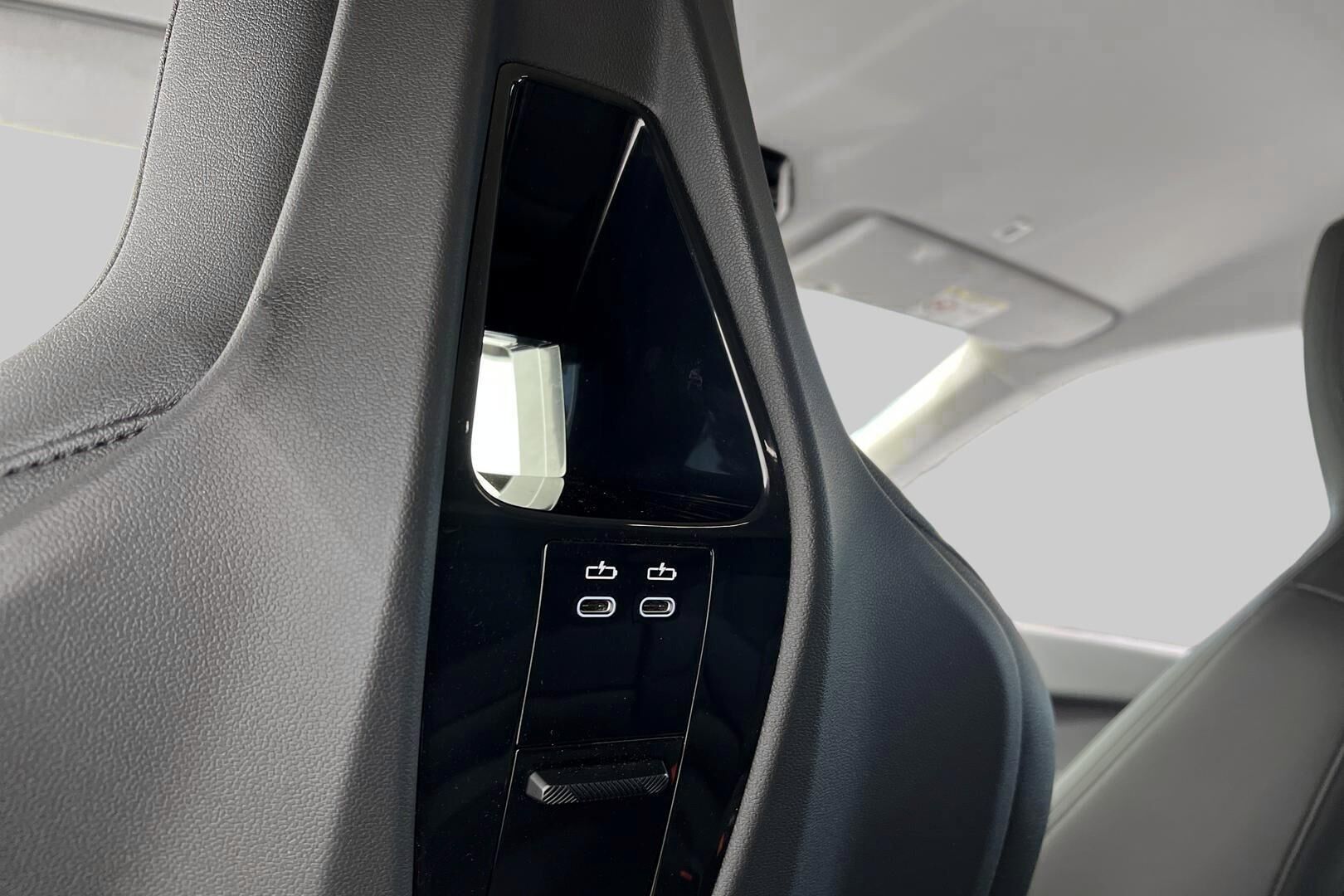 BMW IX iso kuva 35