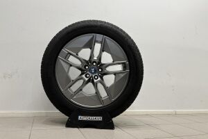 BMW IX esikatselu 36