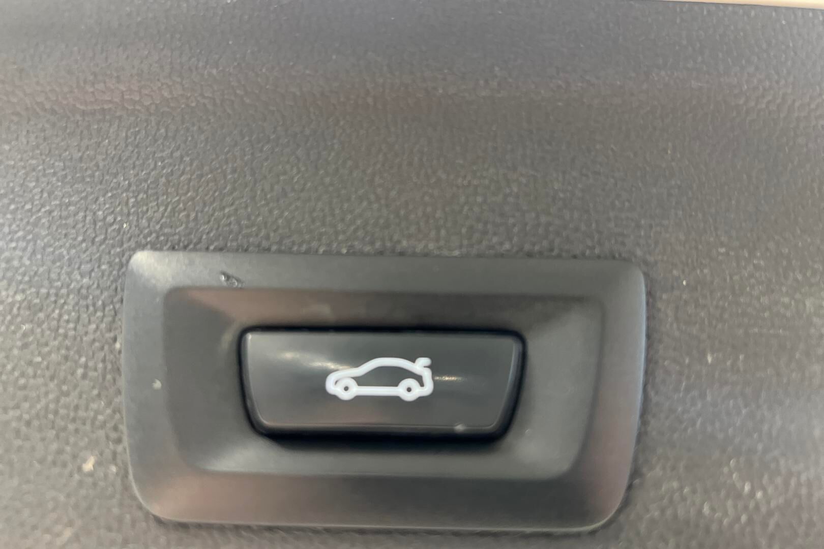 BMW IX iso kuva 37