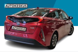 TOYOTA PRIUS esikatselu 2