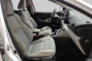 TOYOTA YARIS esikatselu 3
