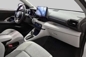 TOYOTA YARIS esikatselu 4