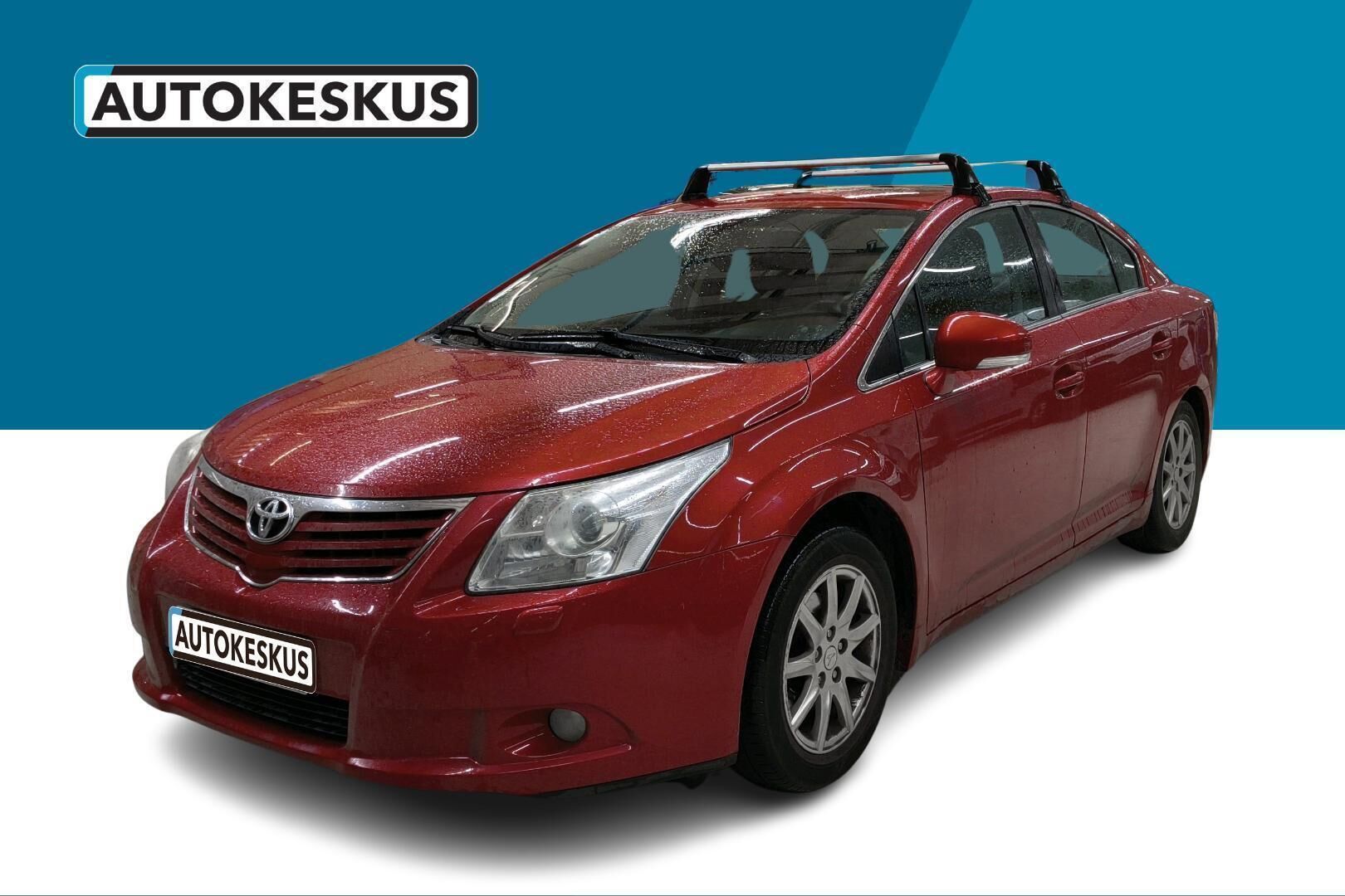 Toyota Avensis iso kuva 0