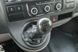 Volkswagen Transporter esikatselu 17