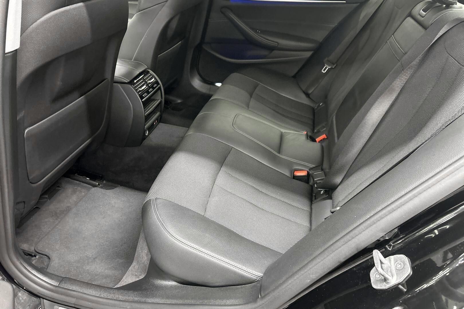 BMW 5-sarja iso kuva 10