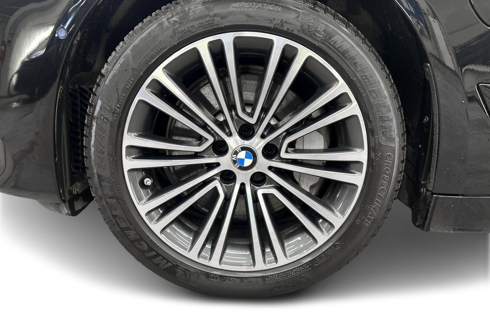 BMW 5-sarja iso kuva 13