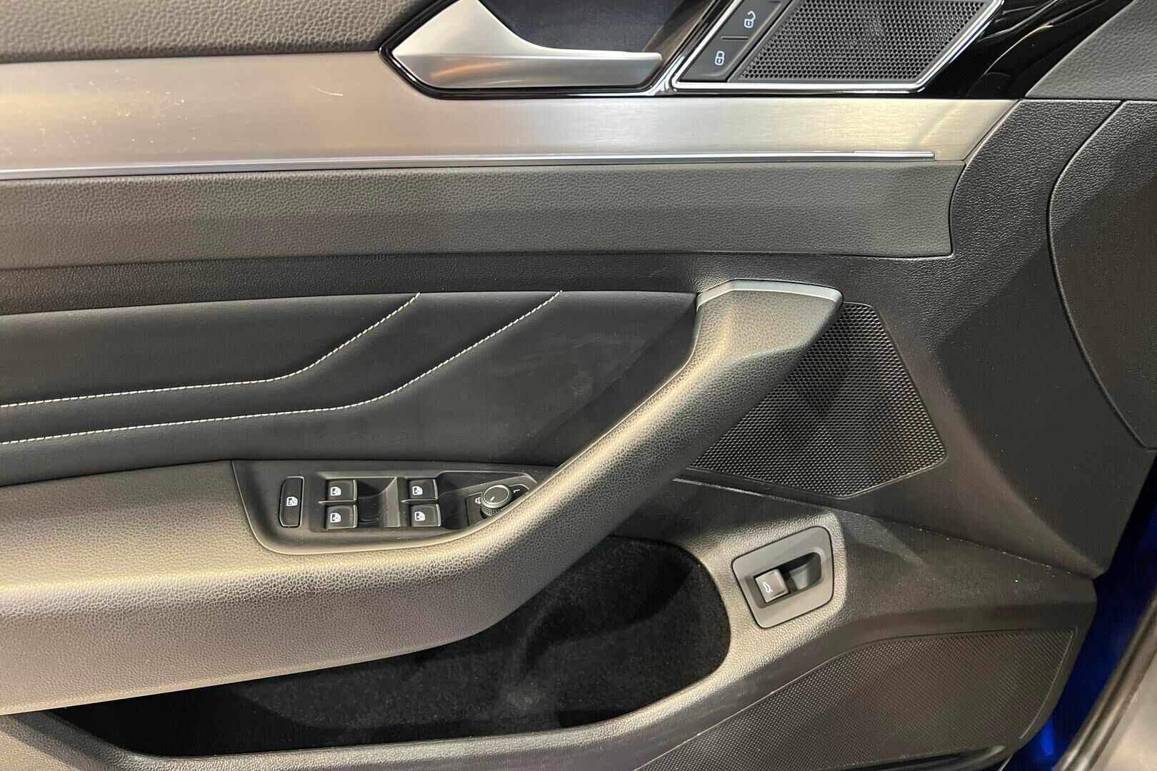 Volkswagen Passat iso kuva 26