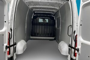 Nissan NV400 esikatselu 14