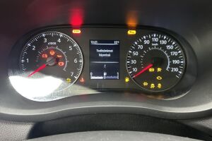 Nissan NV400 esikatselu 15
