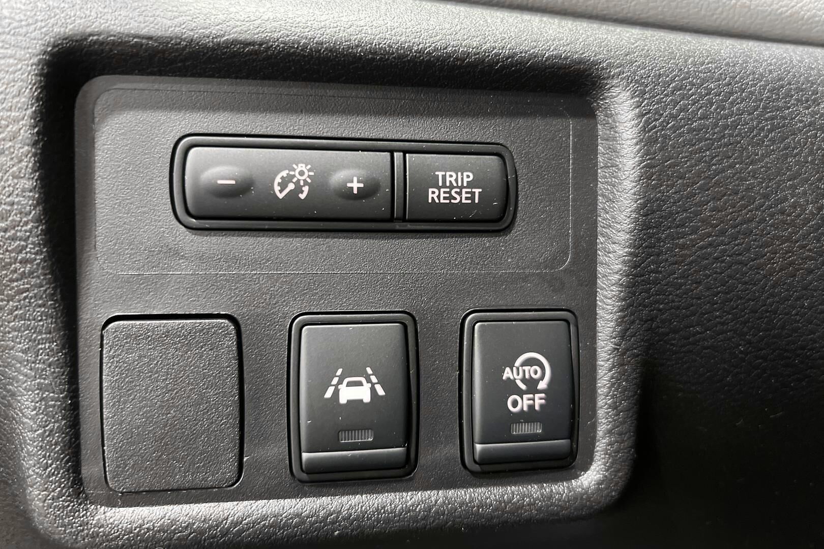 Nissan Micra iso kuva 11