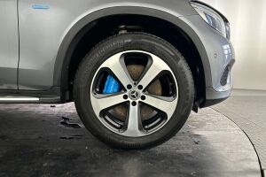 MERCEDES-BENZ GLC esikatselu 25