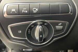 MERCEDES-BENZ GLC esikatselu 17