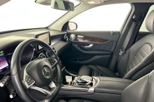 MERCEDES-BENZ GLC esikatselu 8