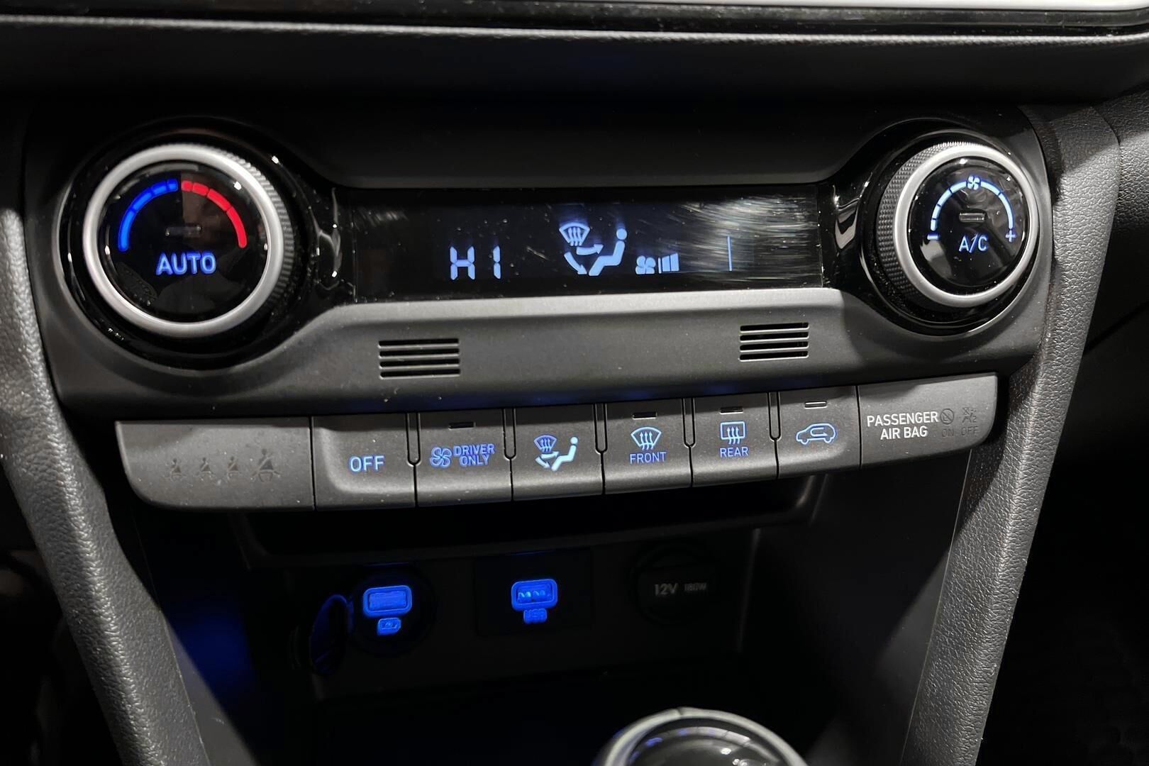 Hyundai KONA iso kuva 23