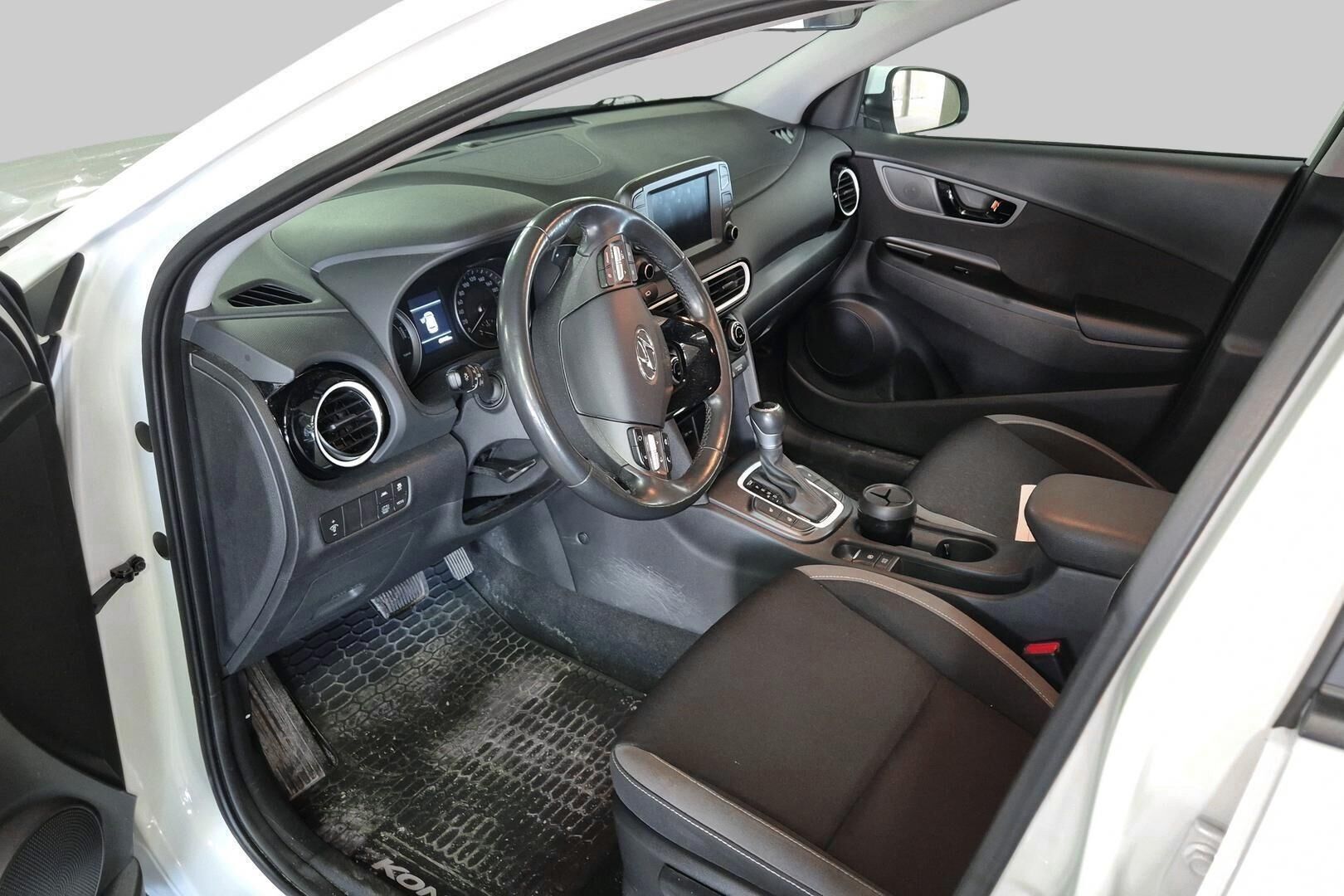 Hyundai KONA iso kuva 2