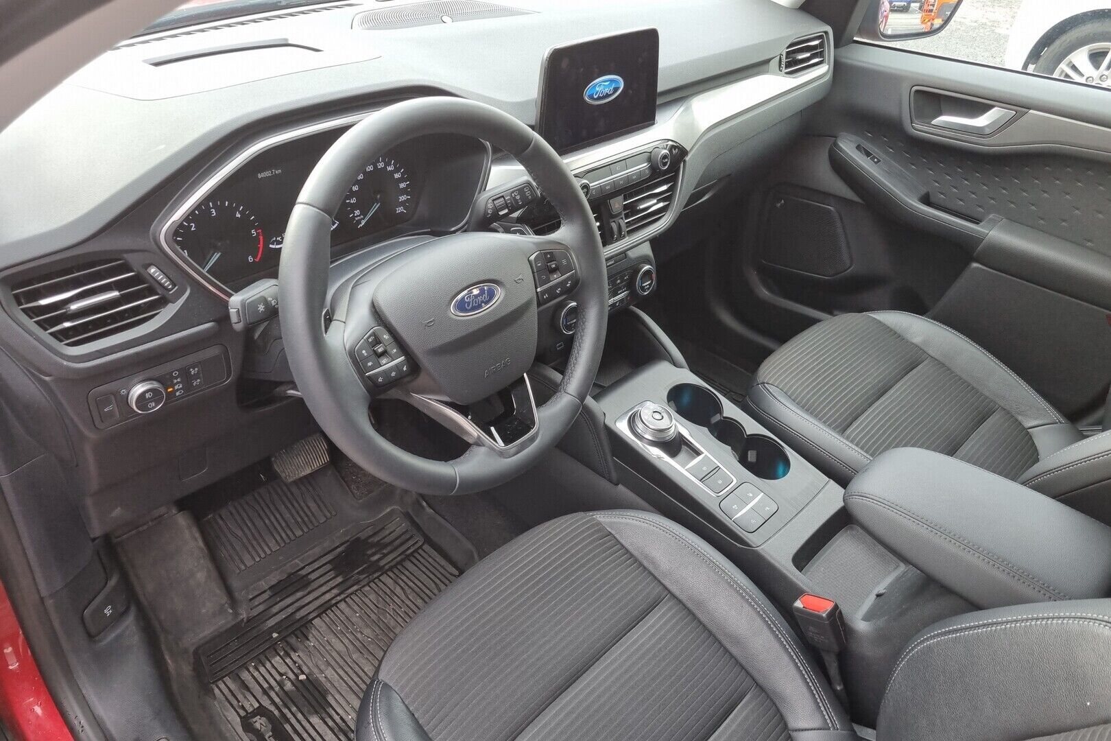 Ford Kuga iso kuva 2
