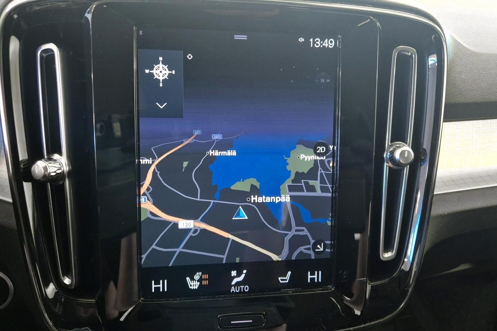 Volvo XC40 iso kuva 15