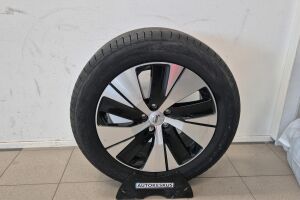 Volvo XC40 esikatselu 22