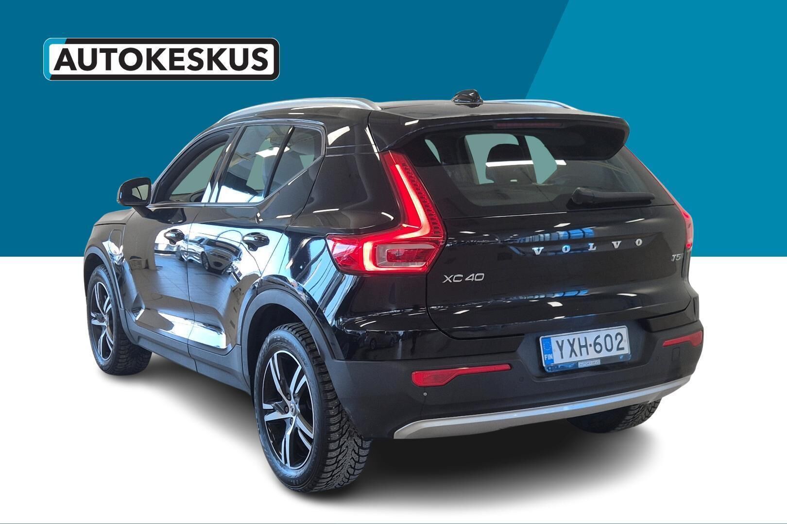 Volvo XC40 iso kuva 7