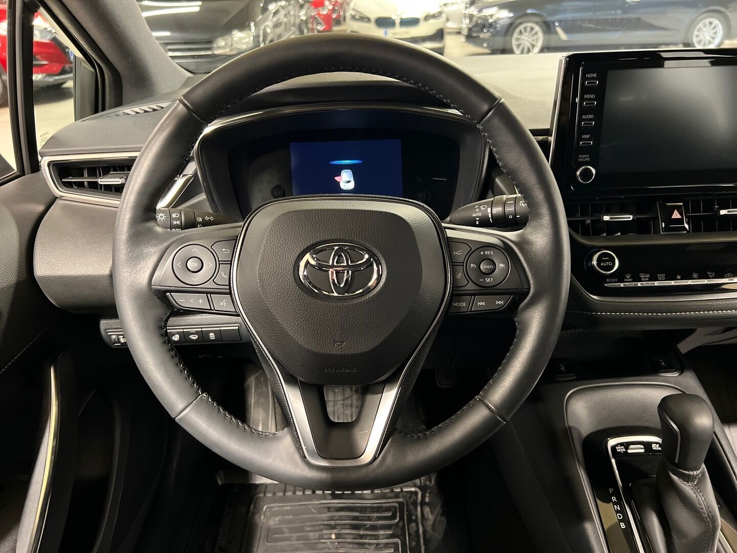 Toyota Corolla iso kuva 10