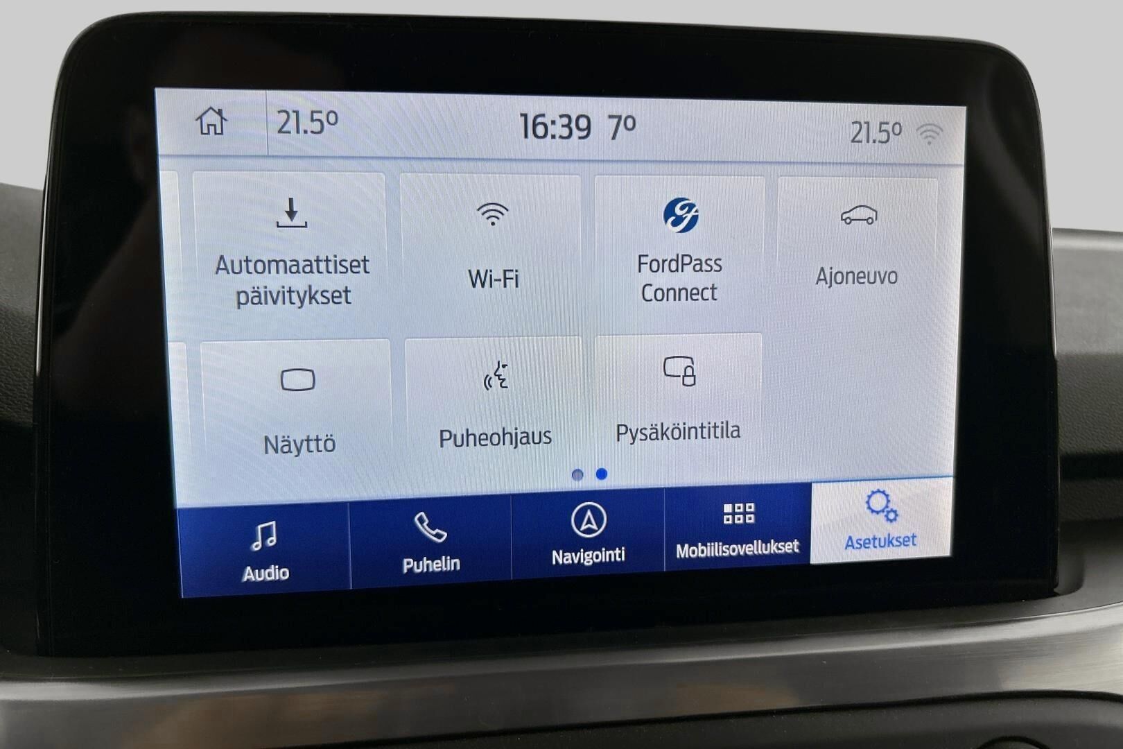 Ford Focus iso kuva 16