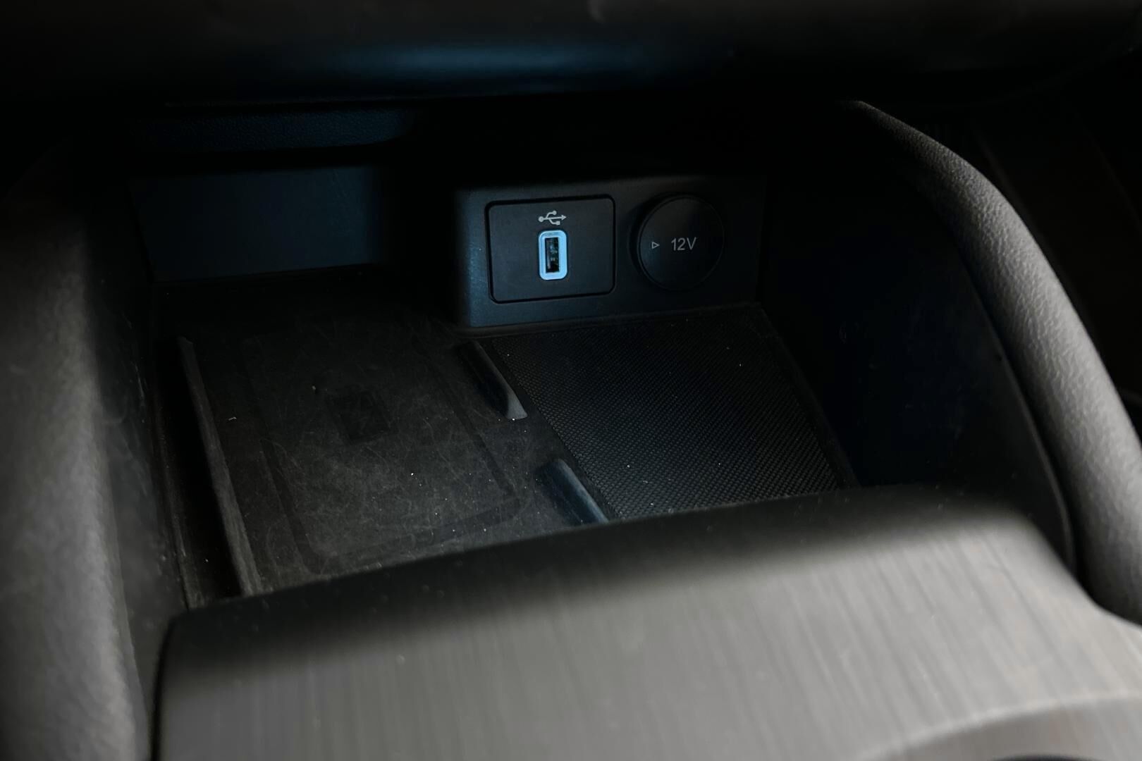 Ford Focus iso kuva 20