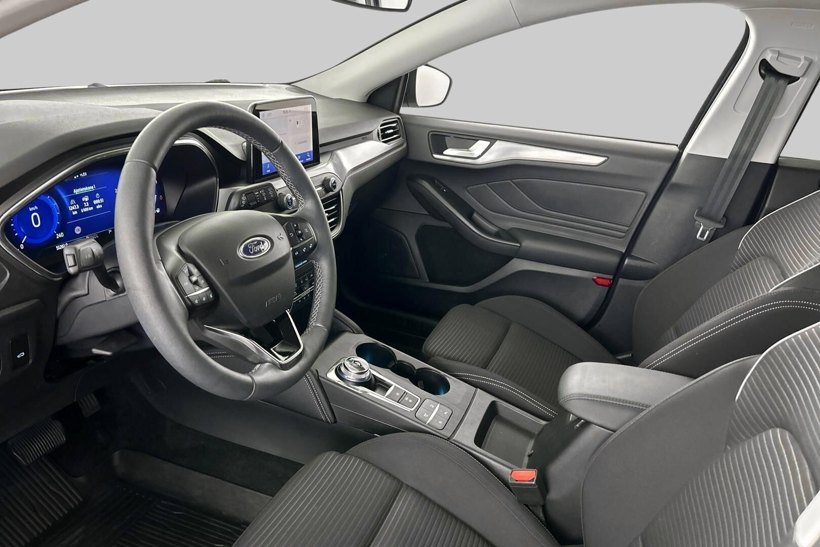 Ford Focus iso kuva 9