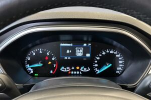 Ford Focus esikatselu 16