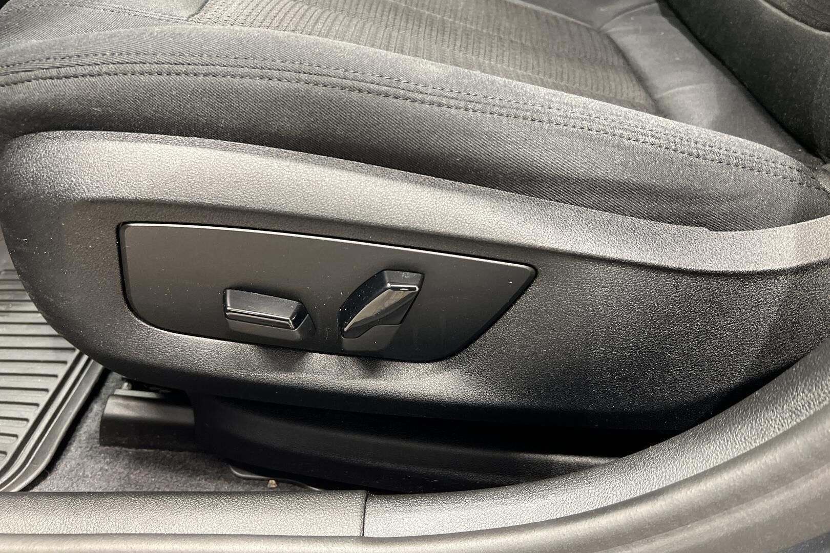 BMW 5-sarja iso kuva 15