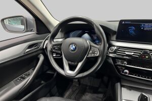 BMW 5-sarja esikatselu 17