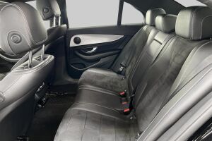 Mercedes-Benz E esikatselu 2