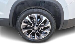 SKODA KODIAQ esikatselu 12