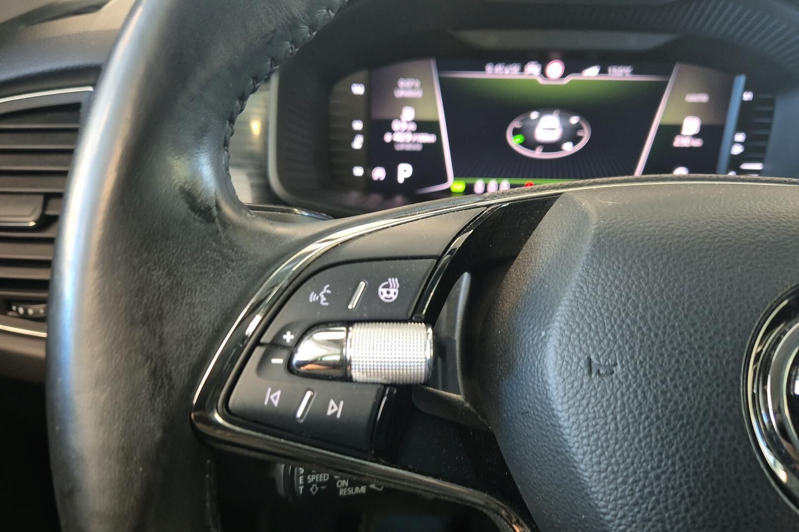SKODA KODIAQ iso kuva 17